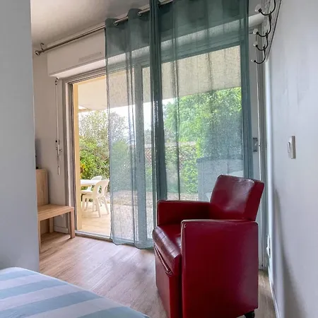 Apartmán With Terrace Near The Saint-Cyr-sur-Mer